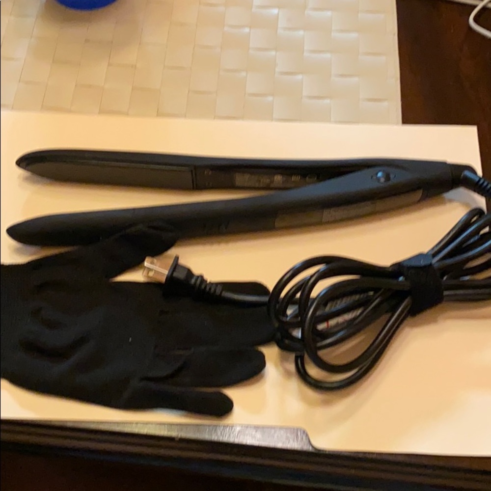 Bio Ionic 10x Flat Iron